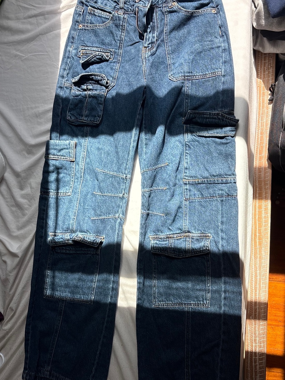 Women’s Forever 21 Denim Cargo Jeans - Relaxed Fit
